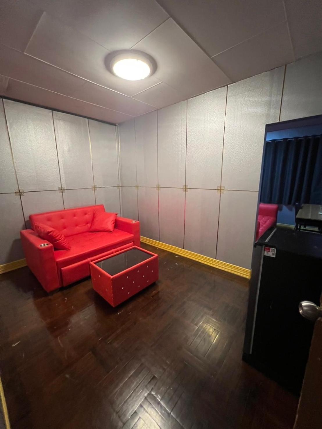 W District Hostel بانكوك المظهر الخارجي الصورة